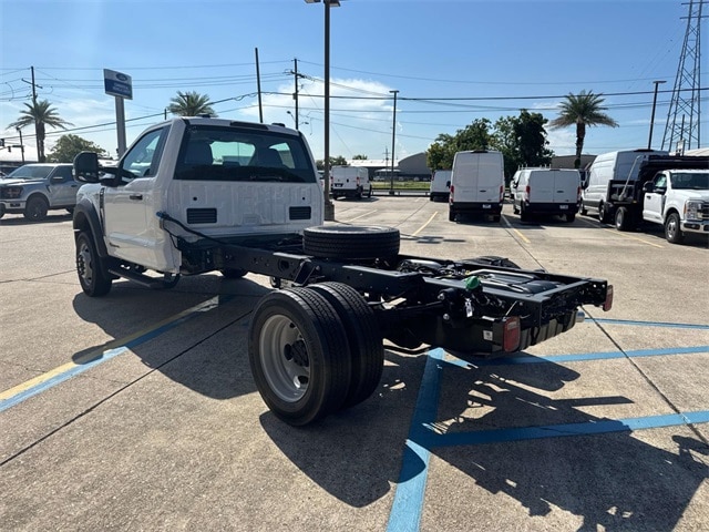 2025 Ford F-550 XL photo 3
