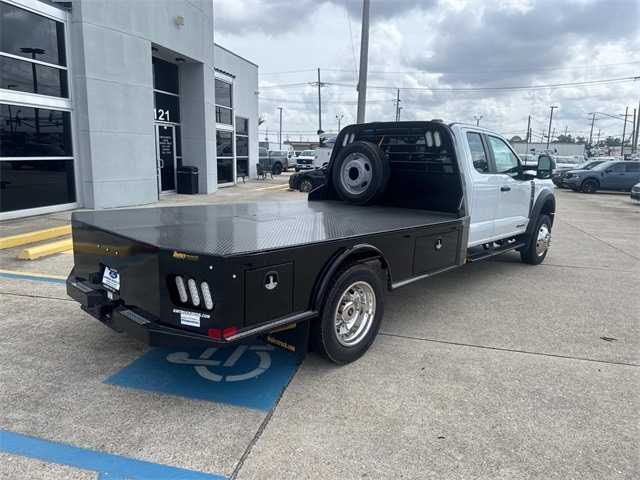 2025 Ford F-550 XL photo 4