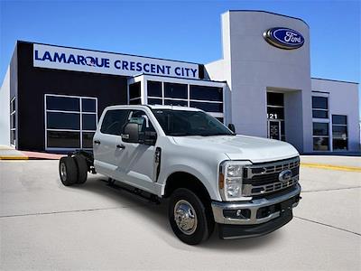 2025 Ford F-350 Crew Cab DRW 4x4 Cab Chassis for sale #SED71940 - photo 1