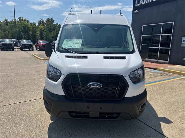 2025 Ford Transit photo 4