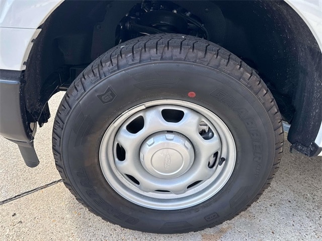 2025 Ford F-150 XL photo 4