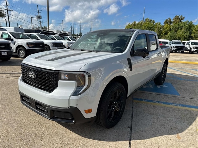 2025 Ford Maverick Lariat photo 4