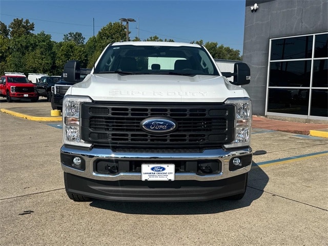 2026 Ford F-350 XL photo 3
