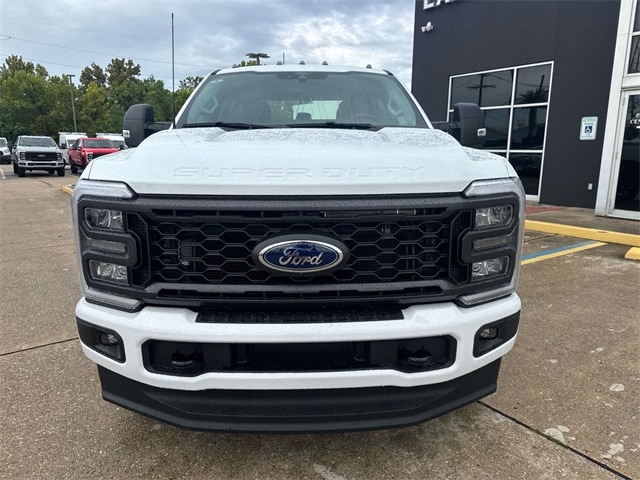 2026 Ford F-250 XL photo 2