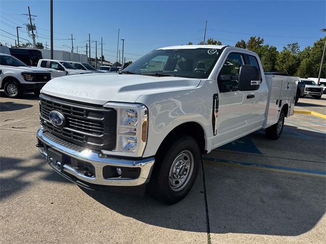 2026 Ford F-250 XL photo 4