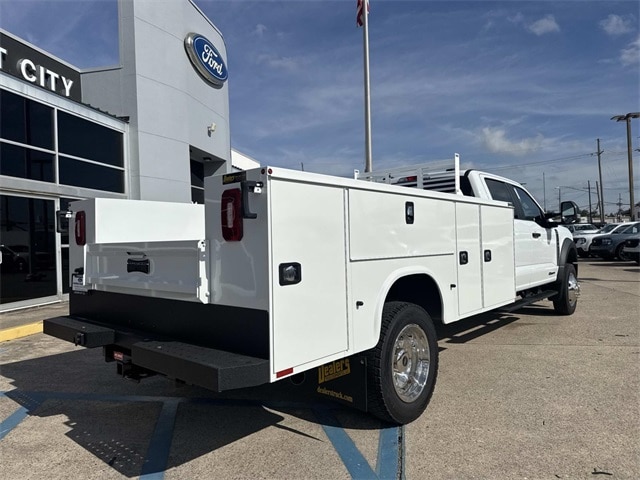 2026 Ford F-450 XL photo 2