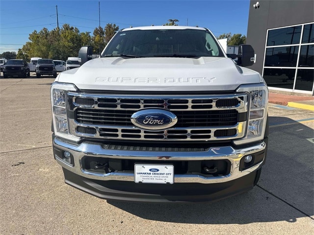 2026 Ford F-450 XL photo 2