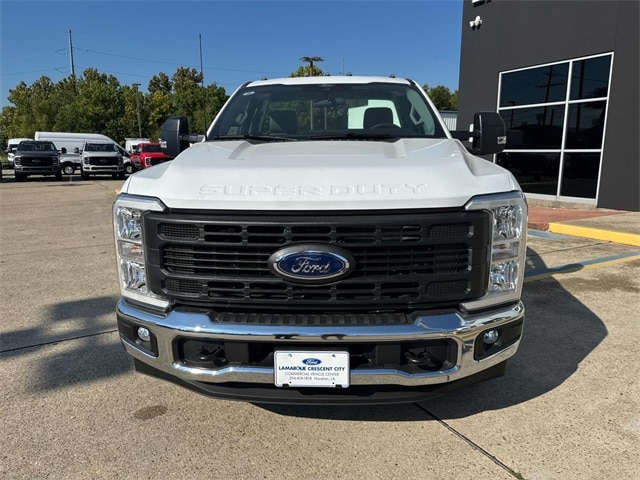2026 Ford F-350 XL photo 3