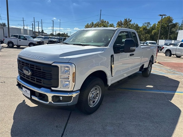 2026 Ford F-250 XL photo 3