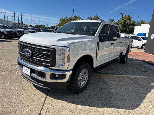 2026 Ford F-350 XL photo 4