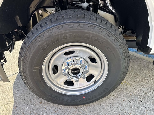 2026 Ford F-350 XL photo 2