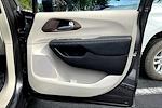 2017 Chrysler Pacifica FWD Minivan for sale #HR511694 - photo 22