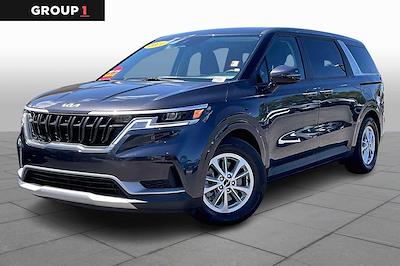 Used 2024 Kia Carnival - photo 1