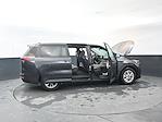 2024 Kia Carnival FWD Minivan for sale #426406B - photo 27