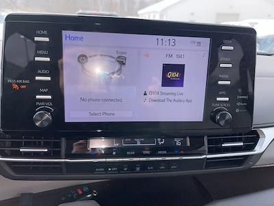 Used 2023 Toyota Sienna - photo 1