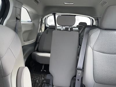 Used 2023 Toyota Sienna - photo 1