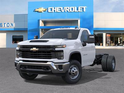 New 2026 Chevrolet Silverado 3500 - photo 1
