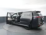 Used 2024 Kia Carnival LX Minivan for sale #426164A - photo 32