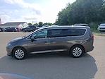 2017 Chrysler Pacifica FWD Minivan for sale #426405A - photo 2