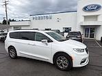 2022 Chrysler Pacifica AWD Minivan for sale #7646F - photo 2