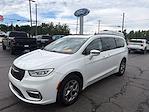 2022 Chrysler Pacifica AWD Minivan for sale #7646F - photo 4