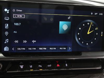 Used 2024 Chevrolet Silverado 2500 - photo 1