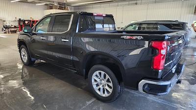 2021 Chevrolet Silverado 1500 Crew Cab 4WD Pickup for sale #31509B - photo 2