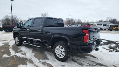 2024 Chevrolet Silverado 2500 Crew Cab 4WD, Pickup for sale #31645B - photo 2