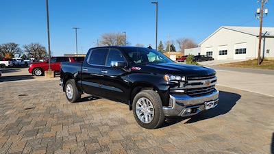 2022 Chevrolet Silverado 1500 Crew Cab 4WD, Pickup for sale #31732A - photo 1