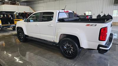 2017 Chevrolet Colorado Crew Cab 4WD Pickup for sale #31818D - photo 2