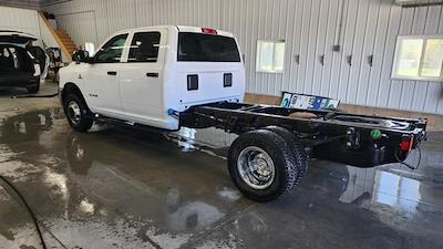 2022 Ram 3500 Crew Cab DRW 4WD Cab Chassis for sale #32084A - photo 2