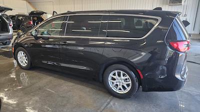 2025 Chrysler Pacifica FWD Minivan for sale #5642A - photo 2