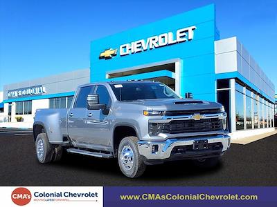 New 2026 Chevrolet Silverado 3500 LT Crew Cab for sale #C7158 - photo 1