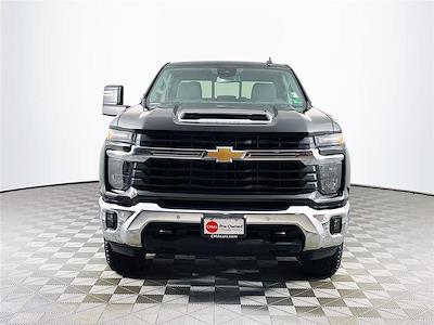 Used 2025 Chevrolet Silverado 2500 - photo 1