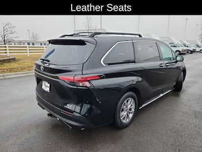 Used 2021 Toyota Sienna - photo 1