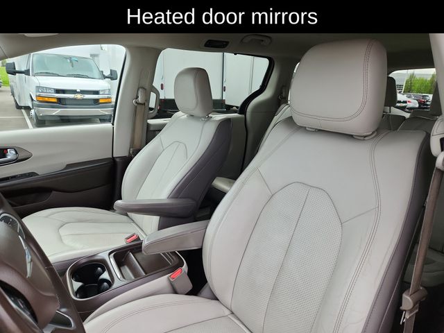 Used 2018 Chrysler Pacifica - photo 23