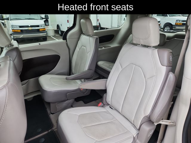 Used 2018 Chrysler Pacifica - photo 27
