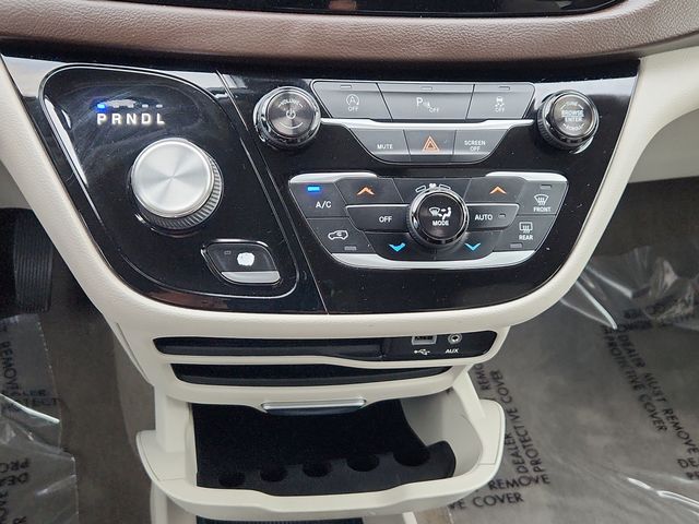 Used 2018 Chrysler Pacifica - photo 44