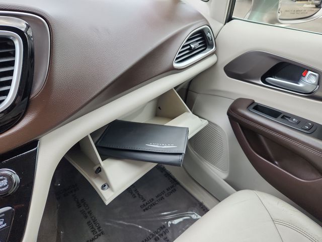 Used 2018 Chrysler Pacifica - photo 49