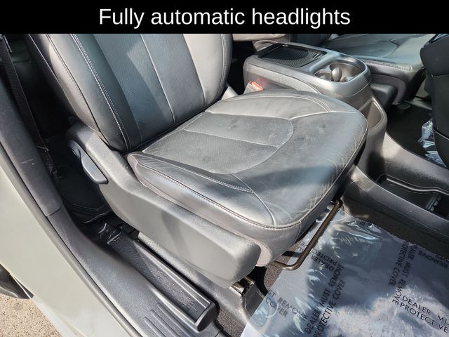 Used 2021 Chrysler Pacifica - photo 27