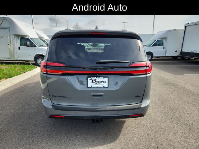 Used 2021 Chrysler Pacifica - photo 10