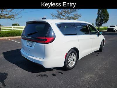 2025 Chrysler Pacifica FWD Minivan for sale #C22406 - photo 2