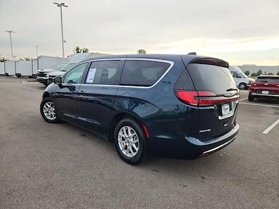 2024 Chrysler Pacifica FWD Minivan for sale #C22441 - photo 2