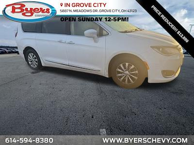 Used 2019 Chrysler Pacifica Touring L Minivan for sale #C250455B - photo 1