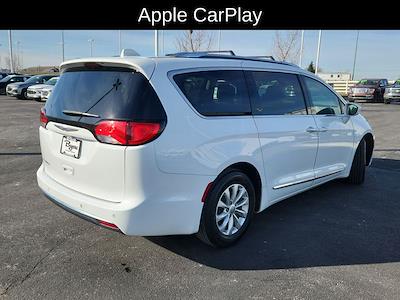 Used 2019 Chrysler Pacifica Touring L Minivan for sale #C250455B - photo 2
