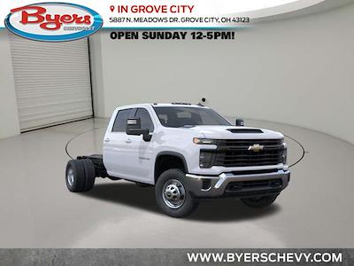 2025 Chevrolet Silverado 3500 Crew Cab DRW 4WD Cab Chassis for sale #C253098 - photo 1