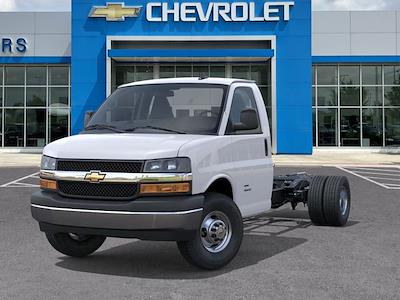 New 2025 Chevrolet Express 4500 - photo 1
