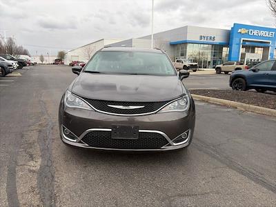 Used 2017 Chrysler Pacifica - photo 1