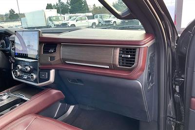 Used 2023 Ford Expedition - photo 1