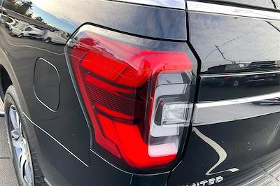 Used 2023 Ford Expedition - photo 1